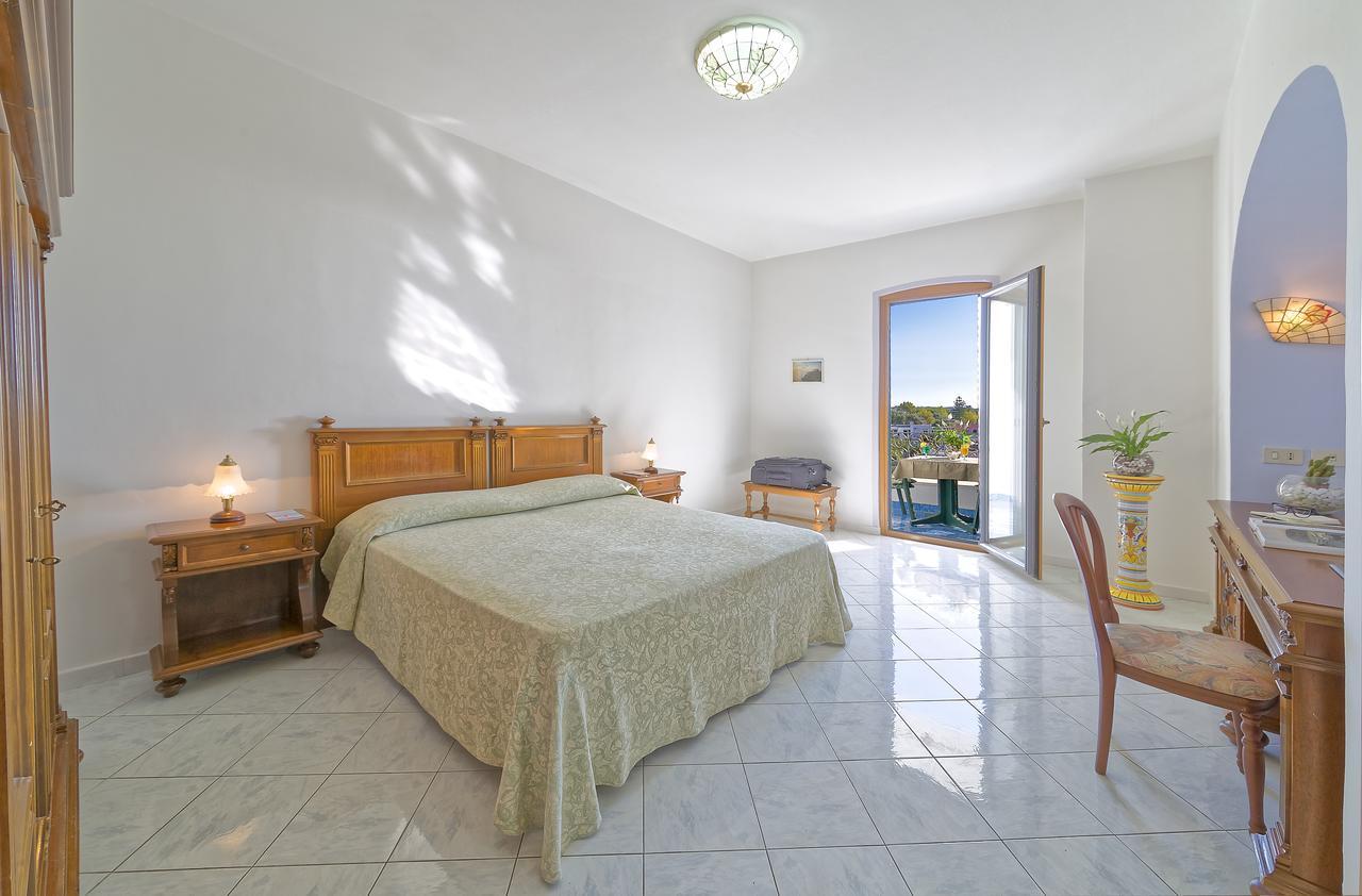 Hotel Zaro Lacco Ameno  Kültér fotó